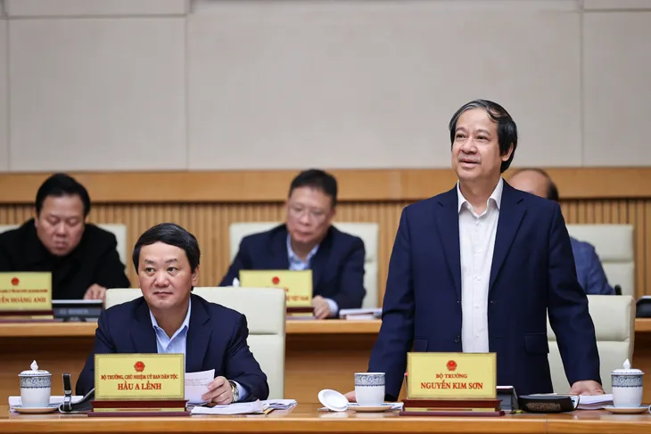 Thủ tướng: Đặc biệt lưu ý thúc đẩy các động lực tăng trưởng mới, phấn đấu đạt cao nhất các chỉ tiêu, mục tiêu năm 2023 - Ảnh 9. Thủ tướng: Đặc biệt lưu ý thúc đẩy các động lực tăng trưởng mới, phấn đấu đạt cao nhất các chỉ tiêu, mục tiêu năm 2023 - Ảnh 9.