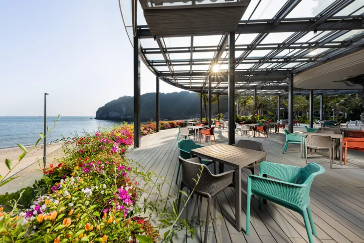 Lượng khách du lịch về Cát Bà chạm mốc 3 triệu lượt - Ảnh 3. Lượng khách du lịch về Cát Bà chạm mốc 3 triệu lượt - Ảnh 3.