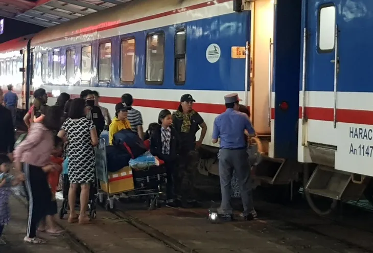 Đường sắt cần diện mạo mới - Ảnh 1. Đường sắt cần diện mạo mới - Ảnh 1.