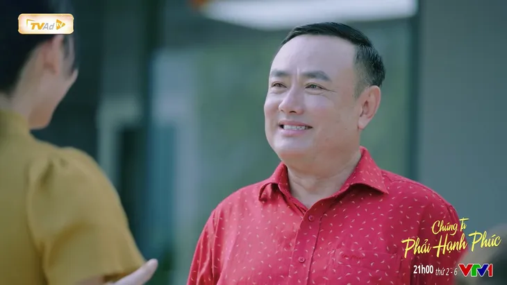 Chúng ta phải hạnh phúc - Tập 21: Vợ con Bình được đại gia đưa đi ăn - Ảnh 4. Chúng ta phải hạnh phúc - Tập 21: Vợ con Bình được đại gia đưa đi ăn - Ảnh 4.