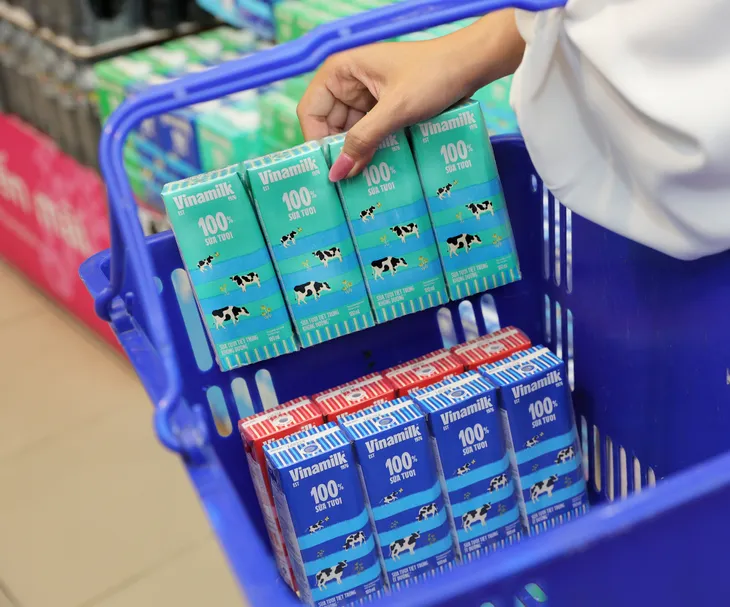 Bí quyết giúp Vinamilk tăng trưởng thị phần trong bối cảnh sức mua sụt giảm - Ảnh 4. Bí quyết giúp Vinamilk tăng trưởng thị phần trong bối cảnh sức mua sụt giảm - Ảnh 4.
