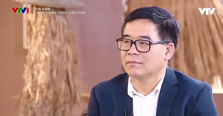 Tọa đàm 2 năm chấn hưng văn hóa: Những chuyển biến và hạn chế - Ảnh 6. Tọa đàm 2 năm chấn hưng văn hóa: Những chuyển biến và hạn chế - Ảnh 6.