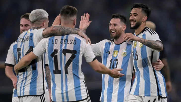 Lionel Messi và chuyến trở về Argentina đầy ý nghĩa - Ảnh 1. Lionel Messi và chuyến trở về Argentina đầy ý nghĩa - Ảnh 1.