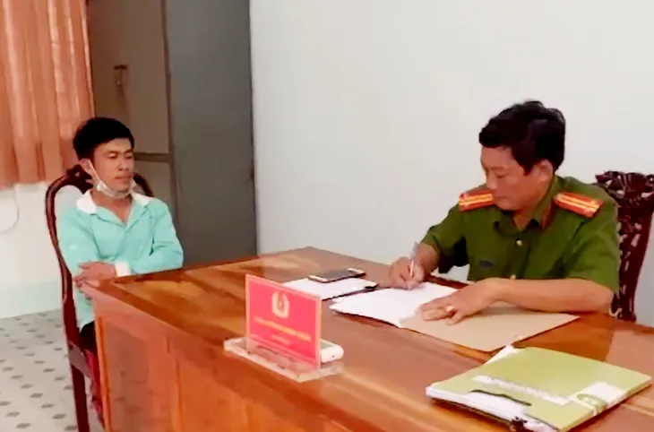 Nhanh chóng làm rõ vụ tạo hiện trường giả mất trộm tài sản trị giá 250 triệu đồng - Ảnh 2. Nhanh chóng làm rõ vụ tạo hiện trường giả mất trộm tài sản trị giá 250 triệu đồng - Ảnh 2.