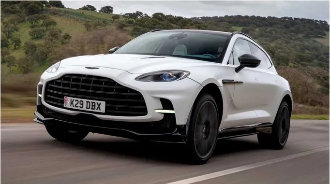 Top 10 mẫu SUV nhanh nhất thế giới năm 2023: Xe điện vượt mặt xe xăng - Ảnh 2. Top 10 mẫu SUV nhanh nhất thế giới năm 2023: Xe điện vượt mặt xe xăng - Ảnh 2.