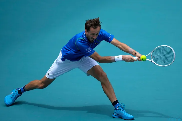 Daniil Medvedev vào bán kết Miami mở rộng 2023 - Ảnh 2. Daniil Medvedev vào bán kết Miami mở rộng 2023 - Ảnh 2.
