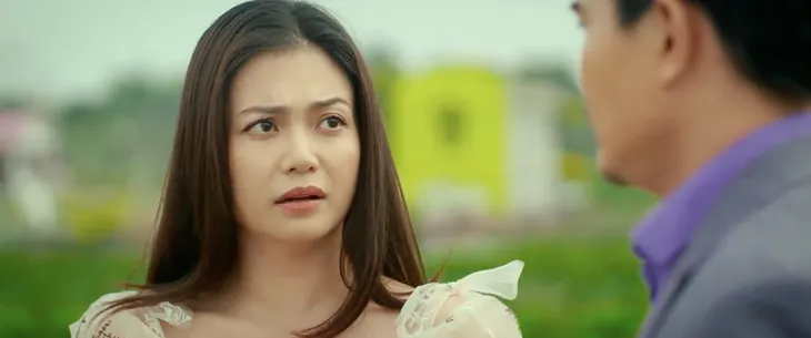 Gia đình mình vui bất thình lình - Tập 8: Ngày cưới Danh - Trâm Anh, Phương quặn lòng nghĩ về nỗi đau của mình - Ảnh 18. Gia đình mình vui bất thình lình - Tập 8: Ngày cưới Danh - Trâm Anh, Phương quặn lòng nghĩ về nỗi đau của mình - Ảnh 18.
