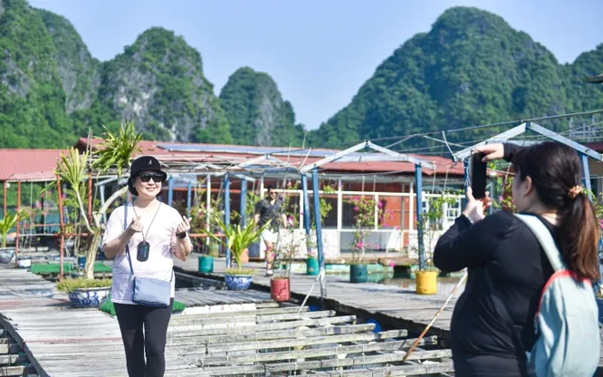 Gỡ “nút thắt” visa: Cơ hội vàng hút khách du lịch quốc tế - Ảnh 2. Gỡ “nút thắt” visa: Cơ hội vàng hút khách du lịch quốc tế - Ảnh 2.