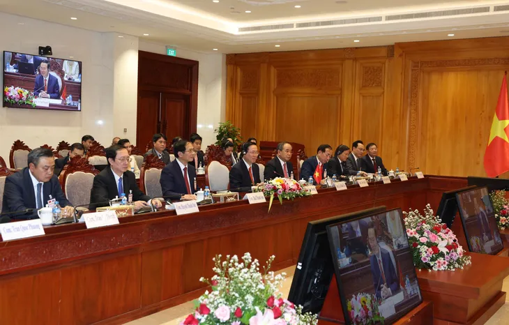 Quan hệ hữu nghị Việt Nam - Lào là tài sản vô giá, yếu tố sống còn với sự nghiệp cách mạng mỗi nước - Ảnh 3. Quan hệ hữu nghị Việt Nam - Lào là tài sản vô giá, yếu tố sống còn với sự nghiệp cách mạng mỗi nước - Ảnh 3.