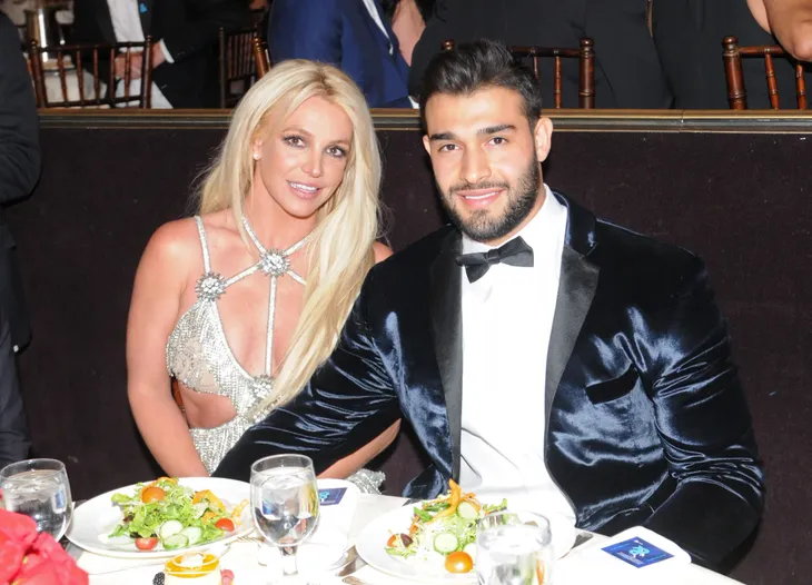 Cuộc sống Britney Spears hậu thoát khỏi quyền giám hộ: Vẫn còn nhiều vấn đề đáng báo động? - Ảnh 1. Cuộc sống Britney Spears hậu thoát khỏi quyền giám hộ: Vẫn còn nhiều vấn đề đáng báo động? - Ảnh 1.