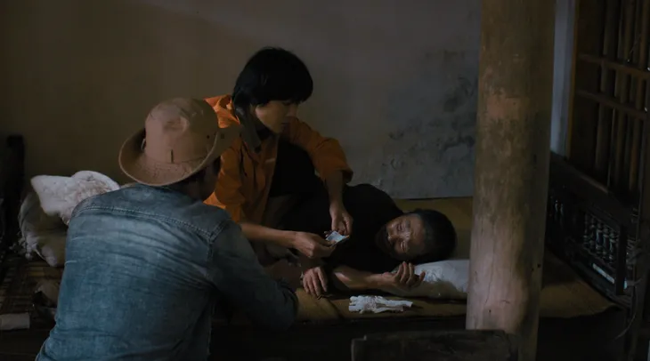 Cuộc đời vẫn đẹp sao - Tập 4: Luyến chật vật lo trả nợ đâu hay chồng đang hạnh phúc bên người khác - Ảnh 34. Cuộc đời vẫn đẹp sao - Tập 4: Luyến chật vật lo trả nợ đâu hay chồng đang hạnh phúc bên người khác - Ảnh 34.