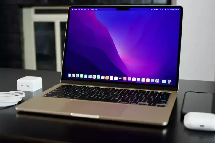 Người dùng có thể mong đợi gì ở MacBook Air 15 inch sắp ra mắt - Ảnh 2. Người dùng có thể mong đợi gì ở MacBook Air 15 inch sắp ra mắt - Ảnh 2.
