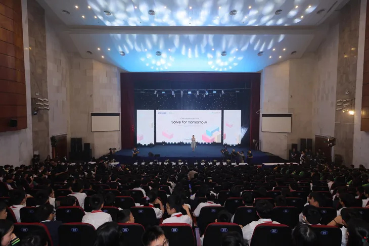Solve for Tomorrow 2023: Nhân đôi quy mô, giải thưởng lên tới 8 tỷ đồng - Ảnh 2. Solve for Tomorrow 2023: Nhân đôi quy mô, giải thưởng lên tới 8 tỷ đồng - Ảnh 2.