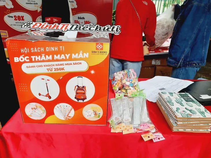 Hội sách Tháng 4: Lan truyền cảm hứng và văn hóa đọc - Ảnh 16. Hội sách Tháng 4: Lan truyền cảm hứng và văn hóa đọc - Ảnh 16.