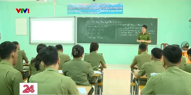 Tăng nguồn tuyển chất lượng đầu vào cho khối ngành công an - Ảnh 1.