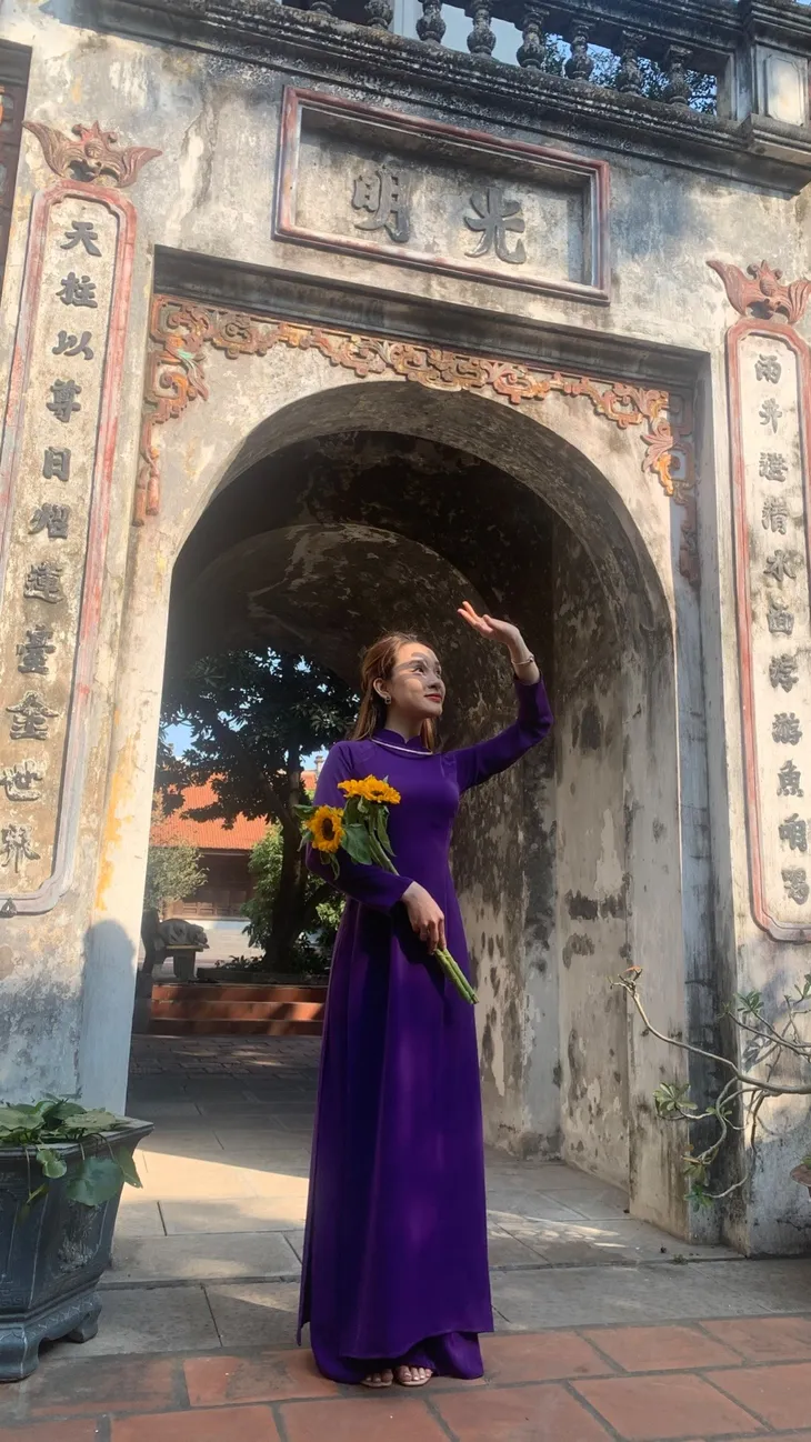 Áo dài Yến Hải tôn vinh nét đẹp phụ nữ Việt - Ảnh 3. Áo dài Yến Hải tôn vinh nét đẹp phụ nữ Việt - Ảnh 3.