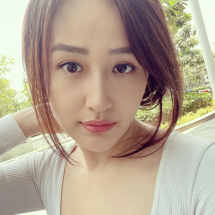 Mai Phương Thúy lộ dấu hiệu tuổi tác, vợ chồng Phan Mạnh Quỳnh cùng tấu hài - Ảnh 1. Mai Phương Thúy lộ dấu hiệu tuổi tác, vợ chồng Phan Mạnh Quỳnh cùng tấu hài - Ảnh 1.