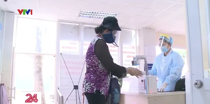 TP Hồ Chí Minh chỉ đạo khẩn phòng COVID-19 - Ảnh 1. TP Hồ Chí Minh chỉ đạo khẩn phòng COVID-19 - Ảnh 1.