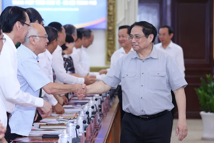 Thường trực Chính phủ làm việc với Ban Thường vụ Thành ủy TP Hồ Chí Minh - Ảnh 1. Thường trực Chính phủ làm việc với Ban Thường vụ Thành ủy TP Hồ Chí Minh - Ảnh 1.