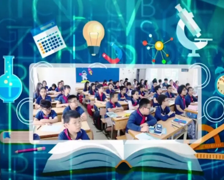 Hà Nội: Học sinh quá khổ vì trường lớp quá tải - Ảnh 2. Hà Nội: Học sinh quá khổ vì trường lớp quá tải - Ảnh 2.