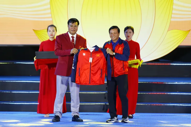 ẢNH | Lễ xuất quân của Đoàn Thể thao Việt Nam tham dự SEA Games 32 - Ảnh 6. ẢNH | Lễ xuất quân của Đoàn Thể thao Việt Nam tham dự SEA Games 32 - Ảnh 6.