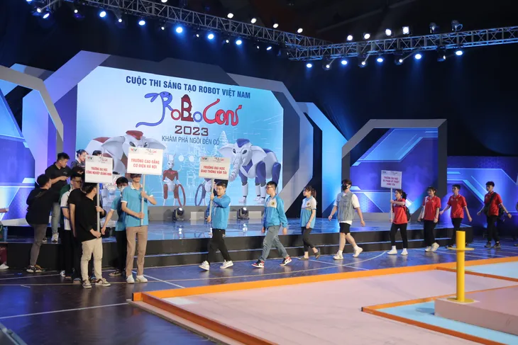 Sẵn sàng cho vòng loại khu vực phía Bắc Robocon Việt Nam 2023 - Ảnh 7. Sẵn sàng cho vòng loại khu vực phía Bắc Robocon Việt Nam 2023 - Ảnh 7.