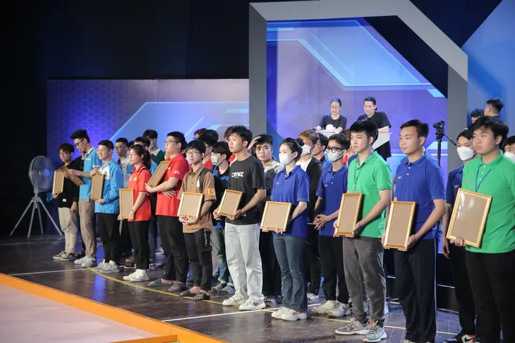 Sẵn sàng cho vòng loại khu vực phía Bắc Robocon Việt Nam 2023 - Ảnh 12. Sẵn sàng cho vòng loại khu vực phía Bắc Robocon Việt Nam 2023 - Ảnh 12.
