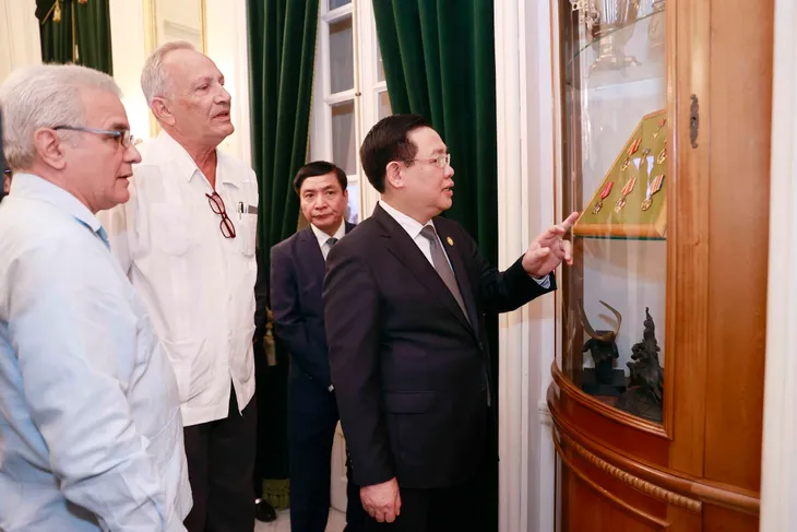 Fidel Castro - Biểu tượng bất diệt của chủ nghĩa anh hùng cách mạng - Ảnh 1. Fidel Castro - Biểu tượng bất diệt của chủ nghĩa anh hùng cách mạng - Ảnh 1.