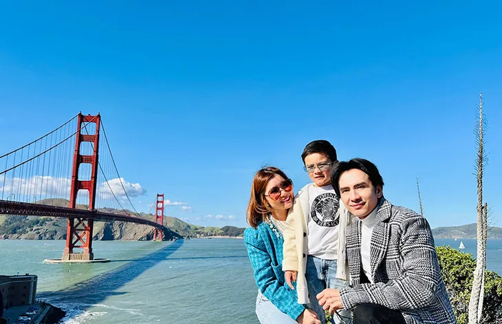 Lệ Quyên đón tuổi 42, Đan Trường cùng vợ cũ đưa con đi du lịch - Ảnh 1. Lệ Quyên đón tuổi 42, Đan Trường cùng vợ cũ đưa con đi du lịch - Ảnh 1.