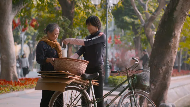 Tạo hình khắc khổ, già nua của NSƯT Thanh Quý trong Cuộc đời vẫn đẹp sao - Ảnh 6.