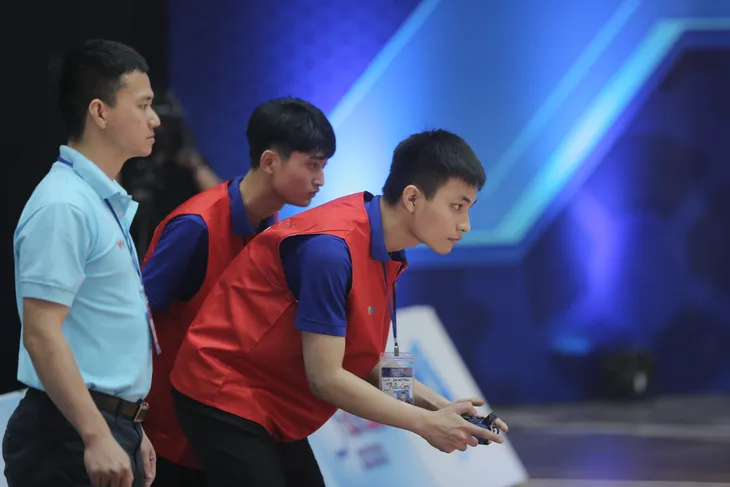 Những chiến thắng tuyệt đối Chey-Yo đầu tiên tại vòng loại Robocon Việt Nam 2023 - Ảnh 25. Những chiến thắng tuyệt đối Chey-Yo đầu tiên tại vòng loại Robocon Việt Nam 2023 - Ảnh 25.