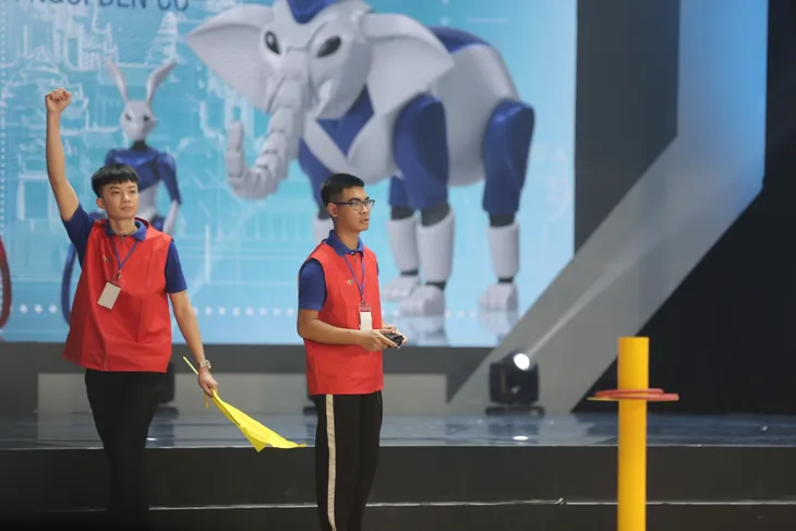 Những chiến thắng tuyệt đối Chey-Yo đầu tiên tại vòng loại Robocon Việt Nam 2023 - Ảnh 45. Những chiến thắng tuyệt đối Chey-Yo đầu tiên tại vòng loại Robocon Việt Nam 2023 - Ảnh 45.