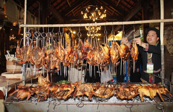 Lễ hội Văn hóa ẩm thực, món ngon 2023: Sự hội tụ tinh hoa ẩm thực 3 miền - Ảnh 2. Lễ hội Văn hóa ẩm thực, món ngon 2023: Sự hội tụ tinh hoa ẩm thực 3 miền - Ảnh 2.