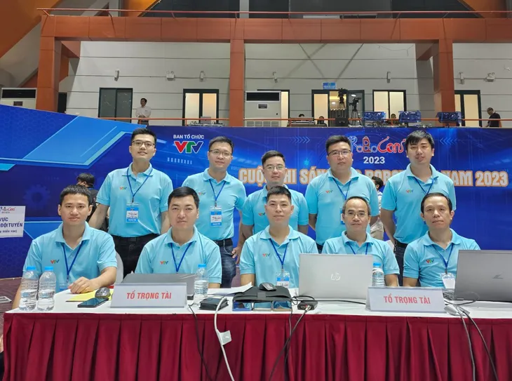 Những chiến thắng tuyệt đối Chey-Yo đầu tiên tại vòng loại Robocon Việt Nam 2023 - Ảnh 2. Những chiến thắng tuyệt đối Chey-Yo đầu tiên tại vòng loại Robocon Việt Nam 2023 - Ảnh 2.