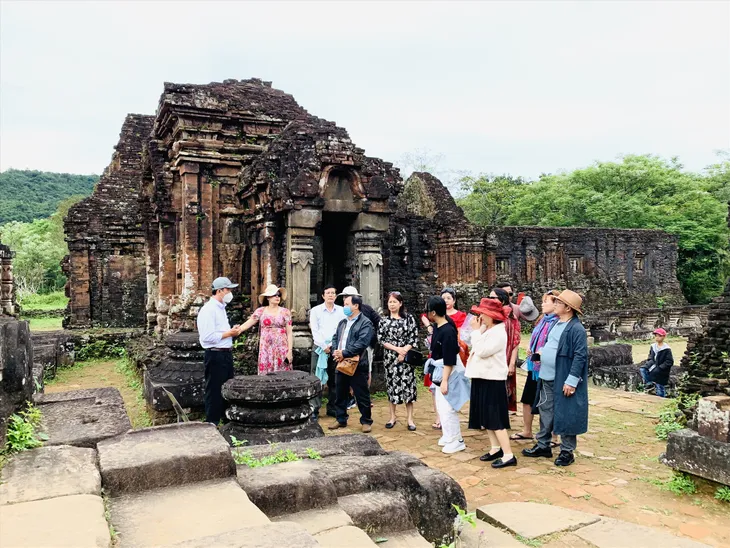 Khi di sản kêu cứu... - Ảnh 5. Khi di sản kêu cứu... - Ảnh 5.