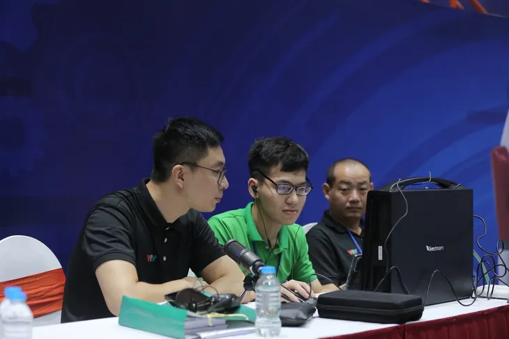 Robocon Việt Nam 2023: Kỷ lục Chey-Yo mới được xác lập - Ảnh 21. Robocon Việt Nam 2023: Kỷ lục Chey-Yo mới được xác lập - Ảnh 21.