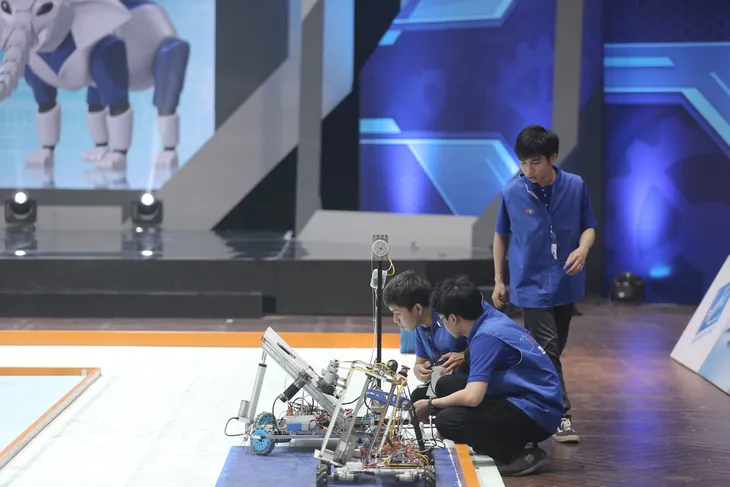 Robocon Việt Nam 2023: Kỷ lục Chey-Yo mới được xác lập - Ảnh 15. Robocon Việt Nam 2023: Kỷ lục Chey-Yo mới được xác lập - Ảnh 15.