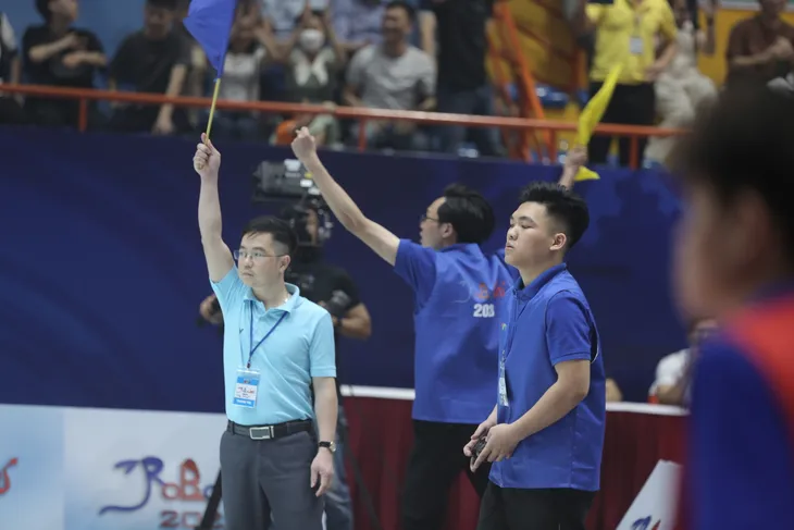Robocon Việt Nam 2023: Kỷ lục Chey-Yo mới được xác lập - Ảnh 43. Robocon Việt Nam 2023: Kỷ lục Chey-Yo mới được xác lập - Ảnh 43.