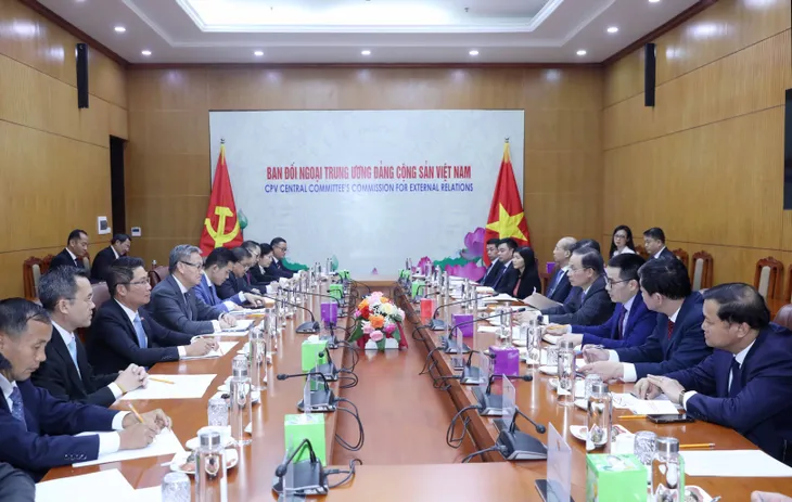 Việt Nam - Lào đưa quan hệ hợp tác giữa hai đảng, hai nước đi vào chiều sâu - Ảnh 1. Việt Nam - Lào đưa quan hệ hợp tác giữa hai đảng, hai nước đi vào chiều sâu - Ảnh 1.
