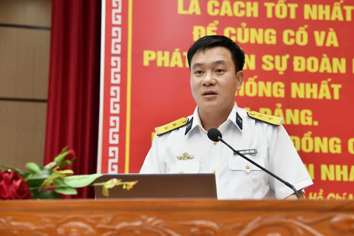 Thu hút nguồn nhân lực xây dựng Quân chủng Hải quân - Ảnh 1. Thu hút nguồn nhân lực xây dựng Quân chủng Hải quân - Ảnh 1.