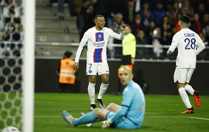 Mbappe lập cú đúp, PSG giành chiến thắng thứ 3 liên tiếp - Ảnh 1. Mbappe lập cú đúp, PSG giành chiến thắng thứ 3 liên tiếp - Ảnh 1.
