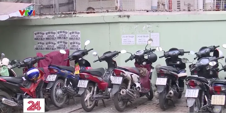 Xử lý số điện thoại trên tờ rơi quảng cáo để chặt chân rết của tín dụng đen - Ảnh 4. Xử lý số điện thoại trên tờ rơi quảng cáo để chặt chân rết của tín dụng đen - Ảnh 4.