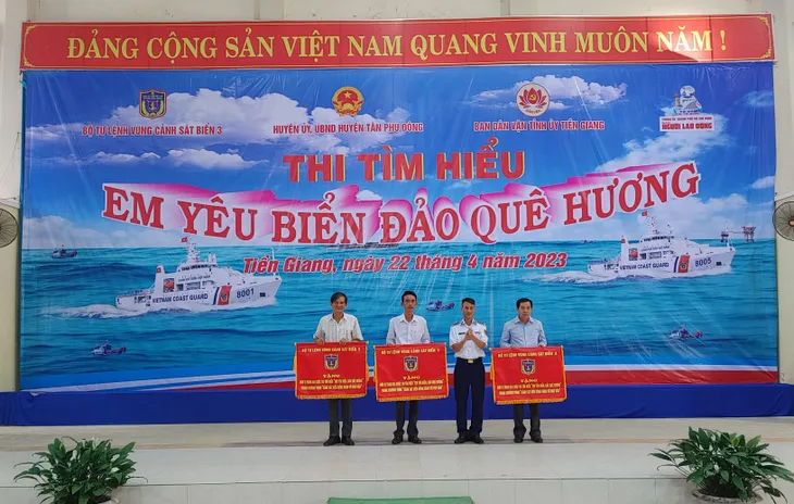 Nâng cao kiến thức pháp luật biển đảo cho học sinh tại Tiền Giang - Ảnh 7.