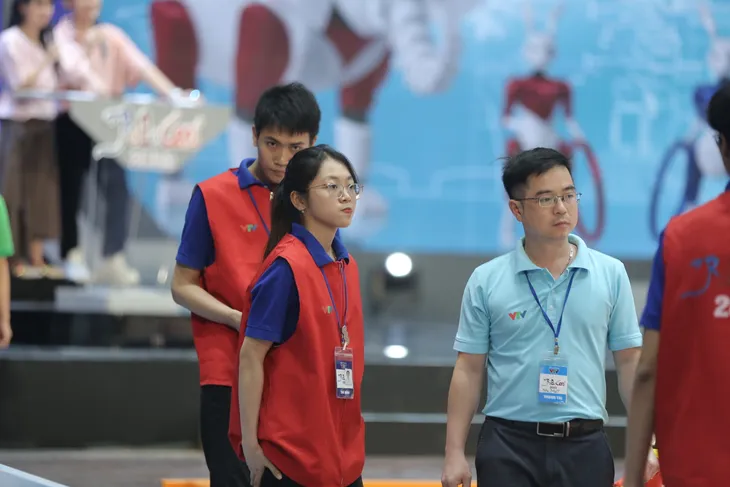 Lộ diện những đội đầu tiên vào chung kết Robocon Việt Nam 2023 - Ảnh 9. Lộ diện những đội đầu tiên vào chung kết Robocon Việt Nam 2023 - Ảnh 9.