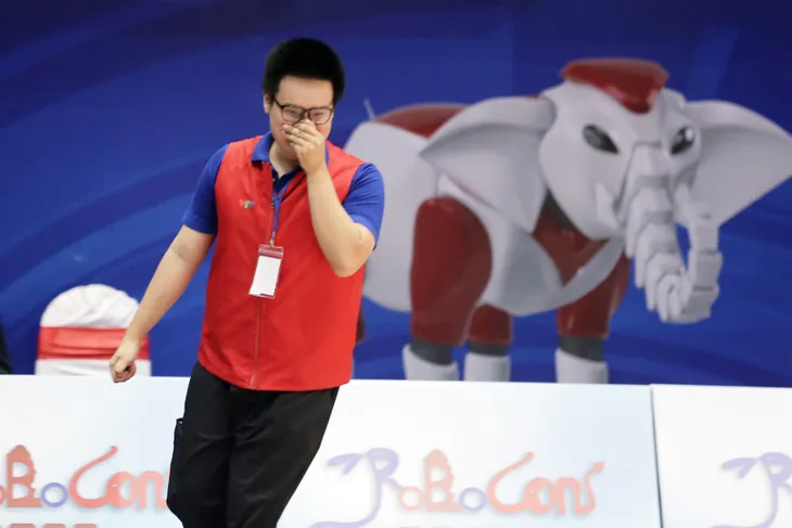 Vỡ òa cảm xúc trên sân thi đấu Robocon Việt Nam 2023 - Ảnh 26.