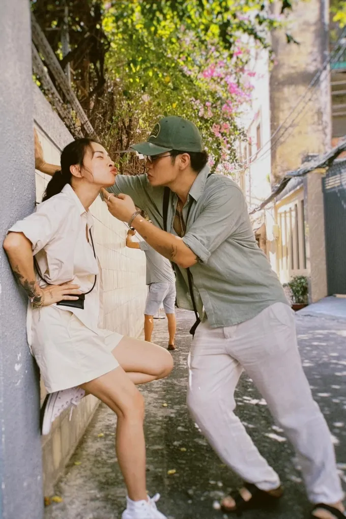 Minh Tít hội ngộ nghệ sĩ Công Lý ở Nhật Bản, Linh Rin chia sẻ khoảnh khắc đáng nhớ trong đám cưới - Ảnh 8. Minh Tít hội ngộ nghệ sĩ Công Lý ở Nhật Bản, Linh Rin chia sẻ khoảnh khắc đáng nhớ trong đám cưới - Ảnh 8.