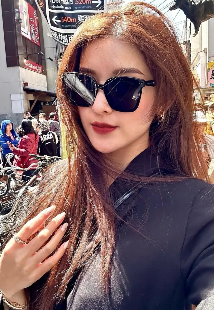 Vợ chồng Mạnh Trường trốn con hẹn hò, Nhã Phương tham gia phim mới - Ảnh 8. Vợ chồng Mạnh Trường trốn con hẹn hò, Nhã Phương tham gia phim mới - Ảnh 8.