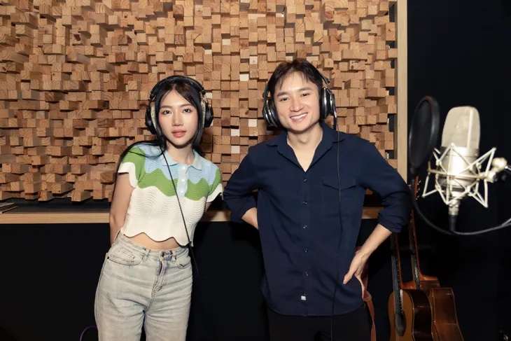 Phan Mạnh Quỳnh tung teaser MV Chuyến xe, hứa hẹn thêm một chuyện tình buồn lụi tim - Ảnh 2. Phan Mạnh Quỳnh tung teaser MV Chuyến xe, hứa hẹn thêm một chuyện tình buồn lụi tim - Ảnh 2.