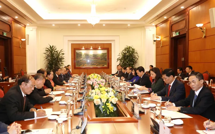 Việt Nam - Lào tăng cường chia sẻ kinh nghiệm về công tác vận động quần chúng - Ảnh 2. Việt Nam - Lào tăng cường chia sẻ kinh nghiệm về công tác vận động quần chúng - Ảnh 2.