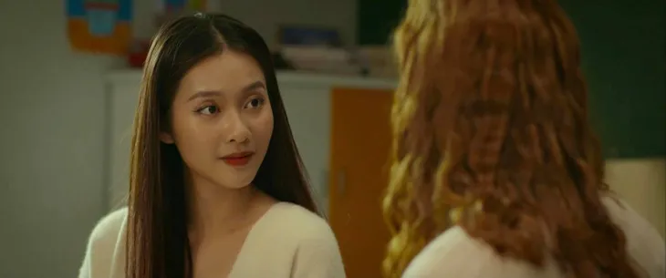 Gia đình mình vui bất thình lình - Tập 15: Mặc kệ Công có gia đình, tiểu tam Mai trơ trẽn đòi làm người tình bí mật - Ảnh 11. Gia đình mình vui bất thình lình - Tập 15: Mặc kệ Công có gia đình, tiểu tam Mai trơ trẽn đòi làm người tình bí mật - Ảnh 11.